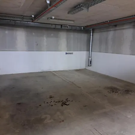 Mariposa, Apartment With Balcony, Private Parking In The Garage, Near The Biggest Shopping Center Mall Of Split Exterior photo